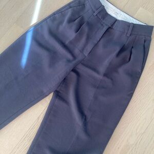 Aritzia Effortless Pant